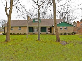 4125 Farmington Ln, Racine, WI 53403