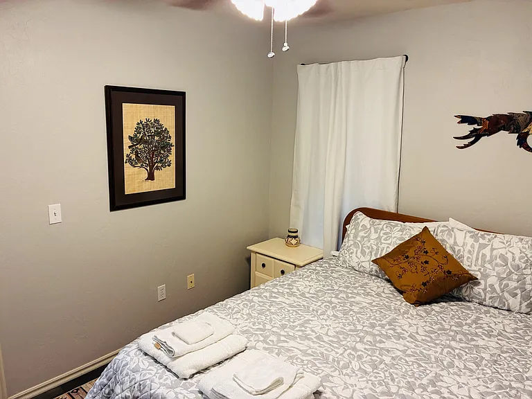 Meadows Dr — Photo 15
