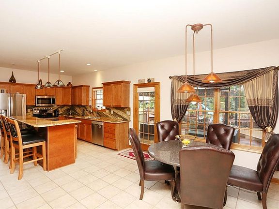 4th image of 207 Golden Pheasant Dr