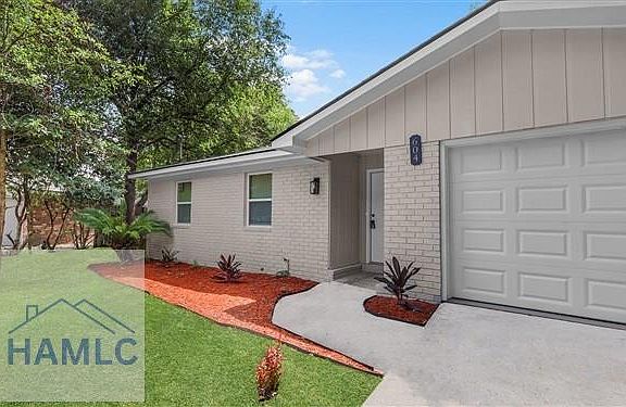 2nd image of 604 Caines Rd