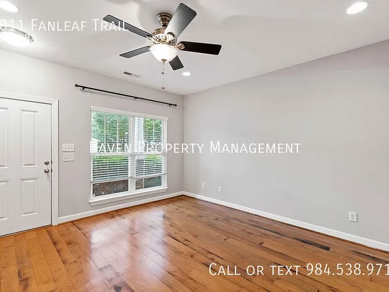 8011 Fanleaf Trl — Photo 6