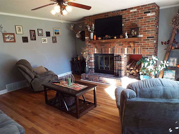 2nd image of 7610 Bartels Dr