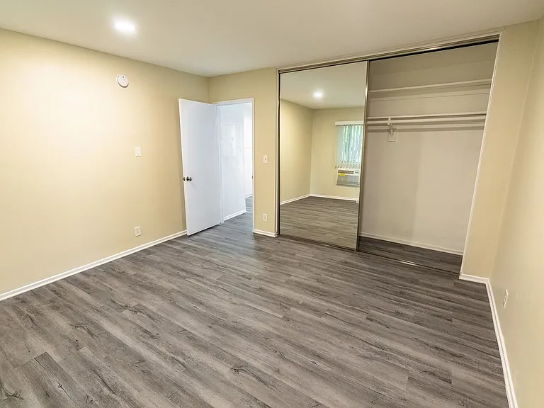 4950 Coldwater Canyon — Photo 18