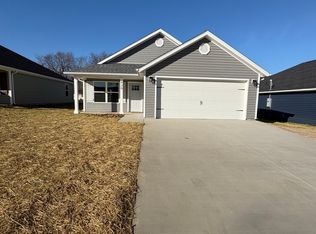 620 N Ball St, Webb City, MO 64870