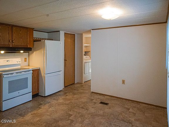 3rd image of 334 Pine Cone Dr W