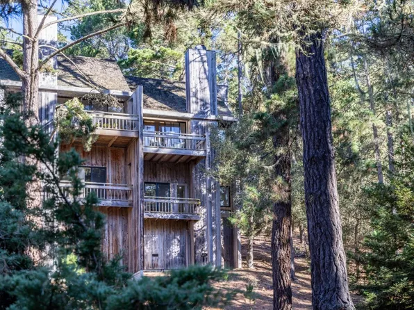 24520 Outlook Dr APT 9, Carmel, CA 93923