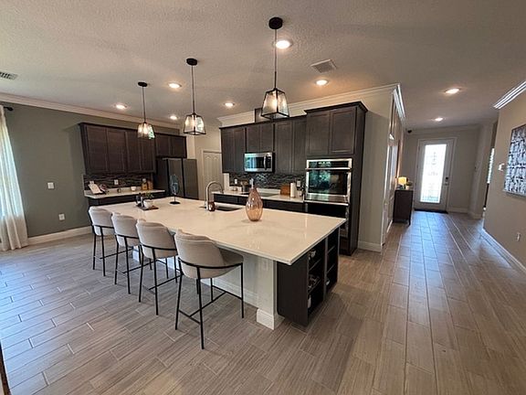 4th image of 1688 Andover Ridge Dr