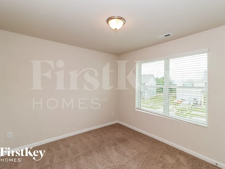 5440 Cobblestone Glen Dr — Photo 11