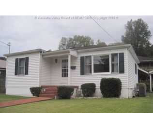 312 2nd St, Madison, WV 25130