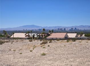 255 Vista Valley St, Sunrise Manor, NV 89110