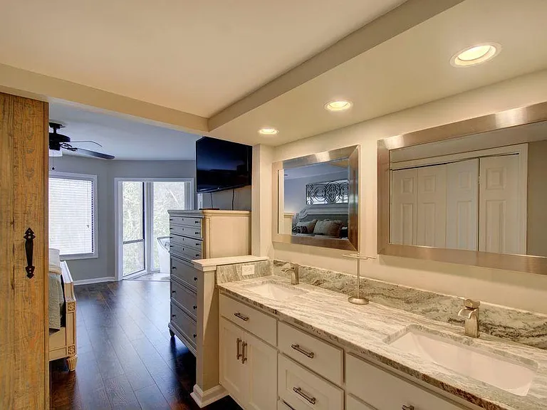 915 Wimbledon Dr — Photo 21