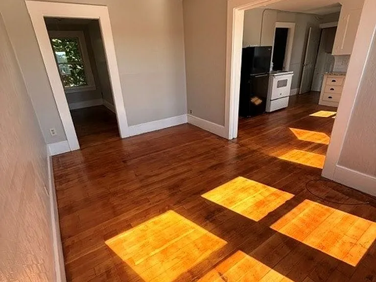 66 Green St — Photo 37