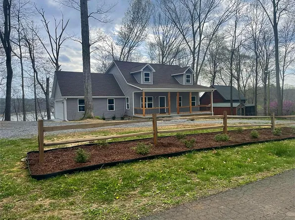 266 Silverside Dr, Scottsville, KY 42164