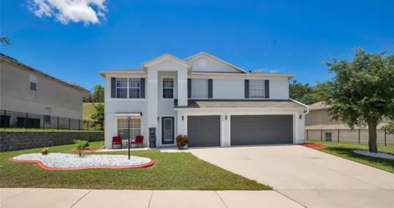 Skyridge Rd, Clermont — Photo 1