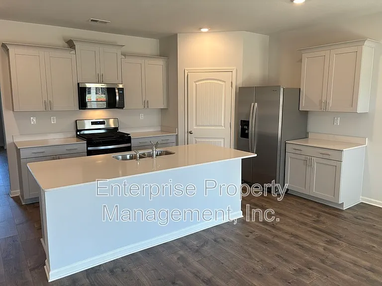 85 Burr Oak Cv — Photo 27