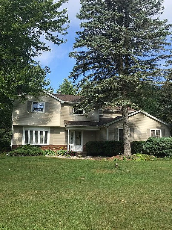 11414 Pleasant View Dr photo 1