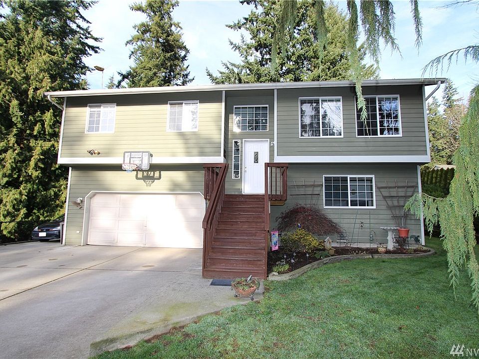 1st image of 6425 176th Pl NW