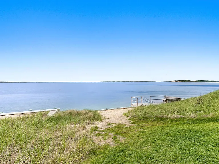 42 Peconic Ave — Photo 2