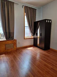 Rented by Reliance Realty of Manhattan Corp