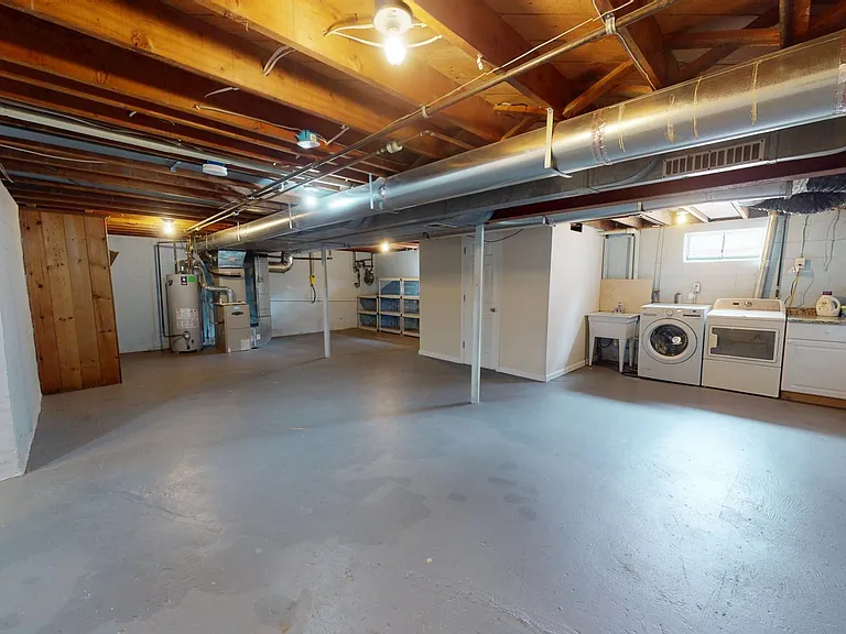 6415 Potomac Ave — Photo 18