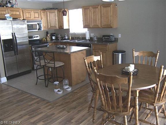 5th image of 2026 S Park Ln