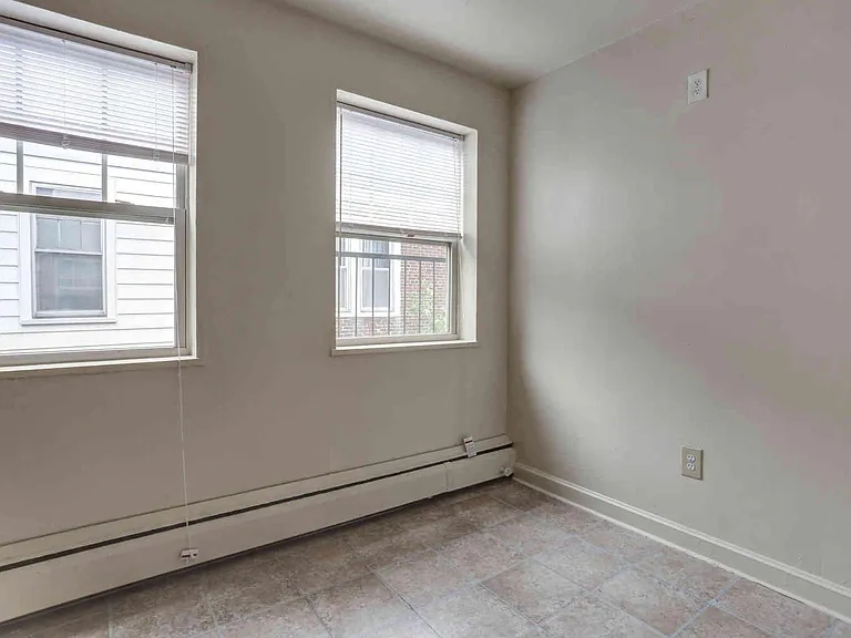Magnolia Park Apartments — Photo 11