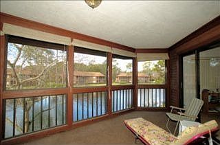 2nd image of 32 Sherbury Ct