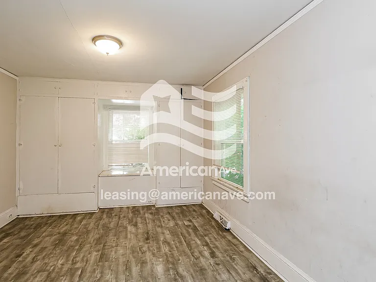 17970_013_bedroom_14.jpg