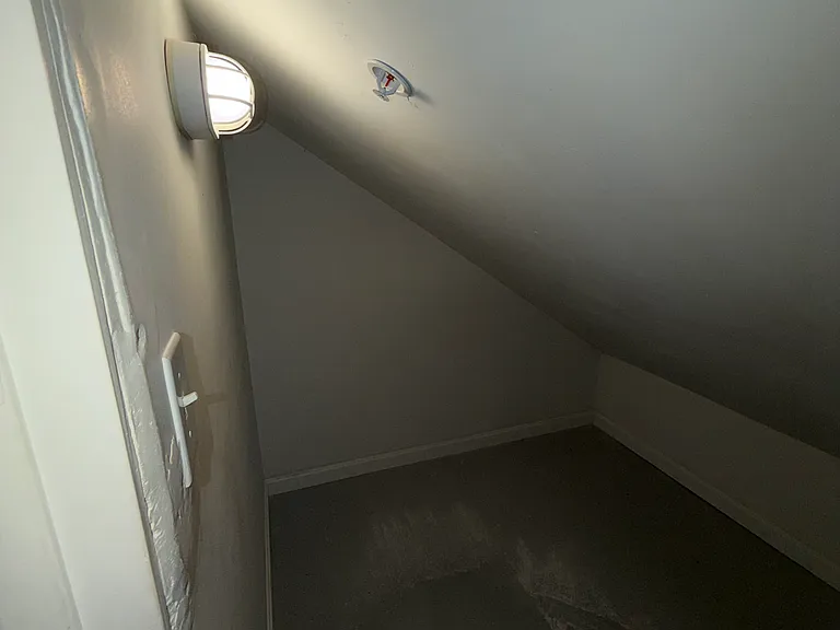 220 Gross Ave — Photo 53