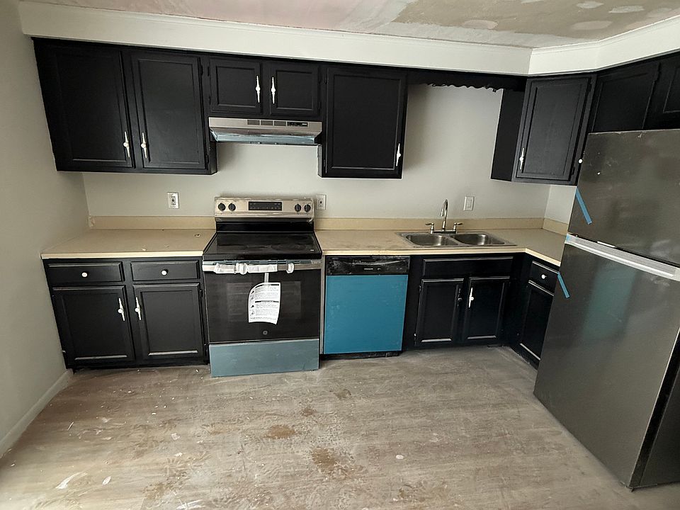 1st image of 6 Belle Ct #1