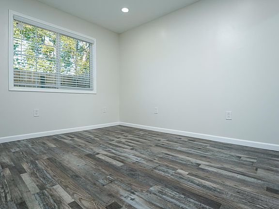 3rd image of 2709 W Wyoming Ave