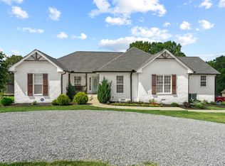 2045 Sunday Silence Dr, Greenbrier, TN 37073