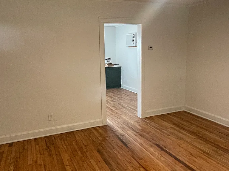 4414 Crisp Ave — Photo 4