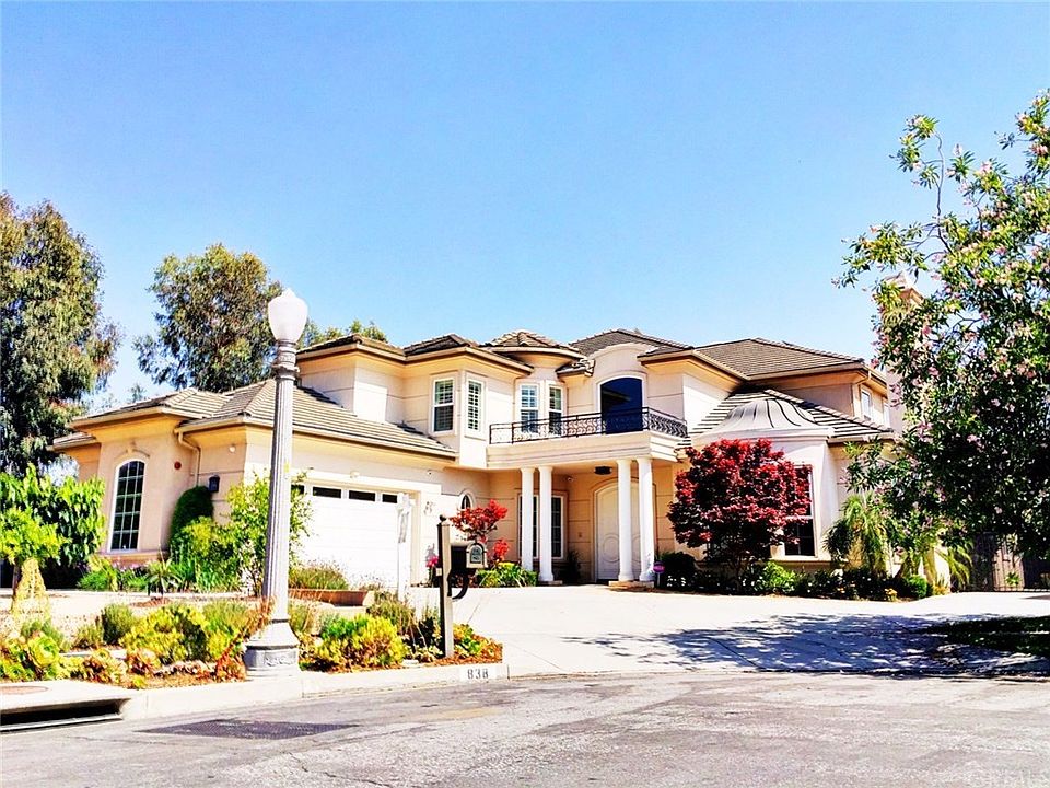 1st image of 838 Pamela Pl