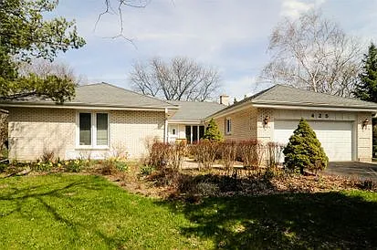 425 S Whitehall Dr photo 1