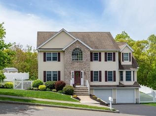 85 Harrison Ave, Wakefield, MA 01880