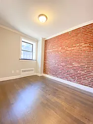 Rented by Nest Seekers International