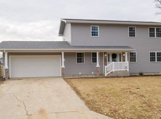 7330 Blackhawk Ln, Fort Wayne, IN 46815