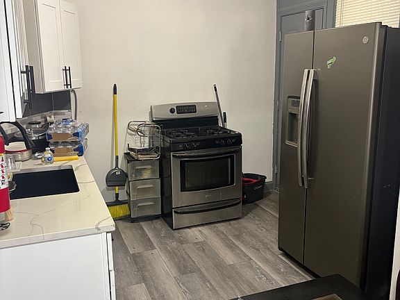 5th image of 2917 Commor Ave #4