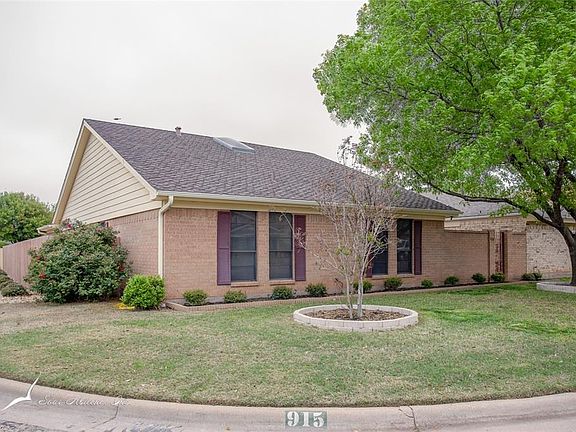 2nd image of 915 Ruswood Cir