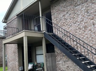 863 Hammond Manor Dr #D, Baton Rouge, LA 70816