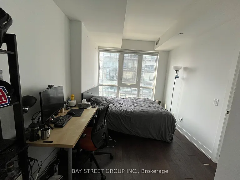 7 Grenville St #3401 — Photo 6