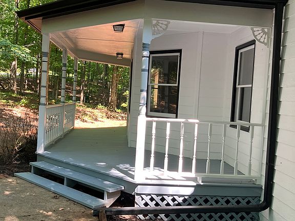 2nd image of 19 Rocky Shoals Rd