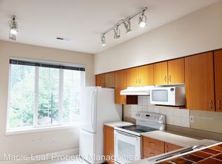 9511 182nd Pl NE UNIT 102, Redmond, WA 98052