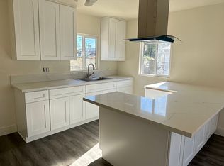560 W 88th St #1, Los Angeles, CA 90044