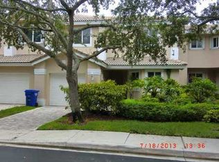 1146 SW 158th Way, Pembroke Pines, FL 33027