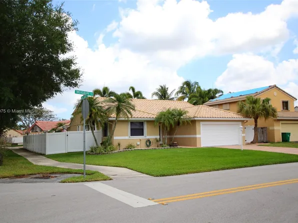 6302 Tweksbury Ter, Davie, FL 33331