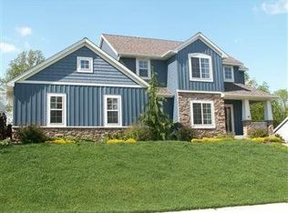 160 Bradman Dr NE, Rockford, MI