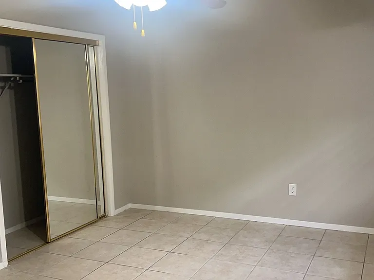 5809 Lance Ct — Photo 18