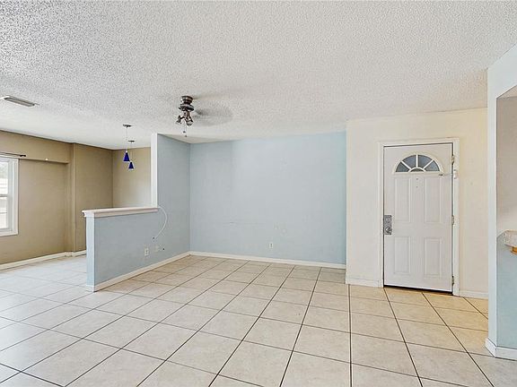 5th image of 117 N MERCURY AVENUE #117